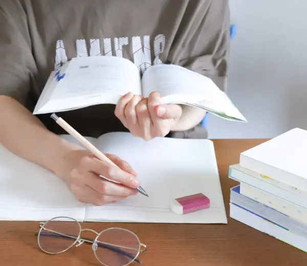 中学生のうちに武田塾で「正しい自学自習の習慣」を身につけることは、目の前の高校受験だけでなく、3年後の「大学受験」において圧倒的なアドバンテージになります。